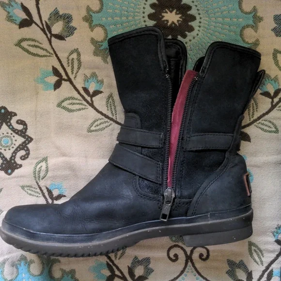 UGG Simmens Black Leather Boots Size 6 - Picture 6 of 9